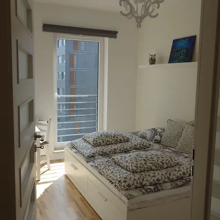 1 Bedroom Francuska Park Daire Katoviçe