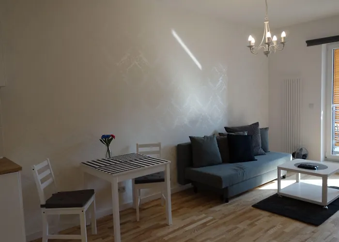 1 Bedroom Francuska Park דירה *