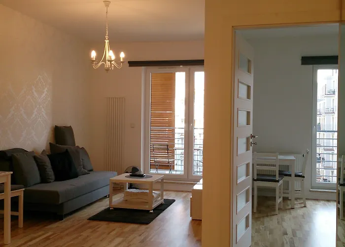 1 Bedroom Francuska Park Daire *